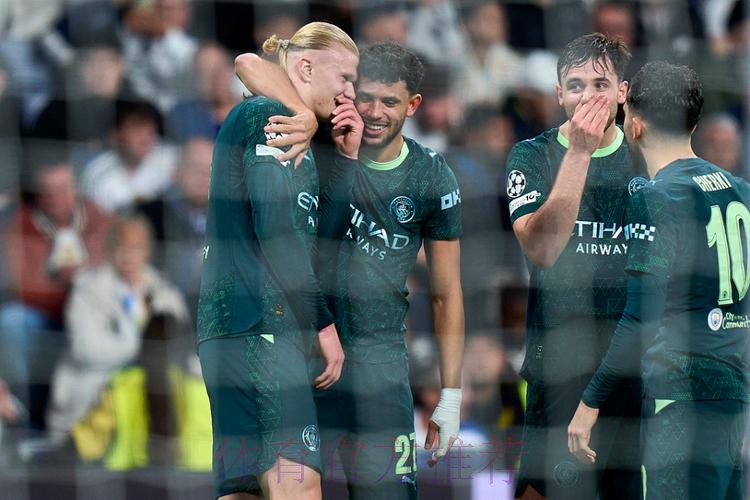 欧冠最新形势:阿森纳基本锁前8!4队6轮后仍0胜 西甲第3名排倒2 欧冠最新形势:阿森纳基本锁前8!4队6轮后仍0胜 西甲第3名排倒2